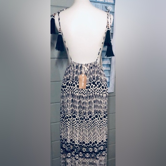 STAR MELA boho Agni print maxi dress w/adj tassel shoulder ties RE $320 M 🎉SALE - Picture 13 of 16